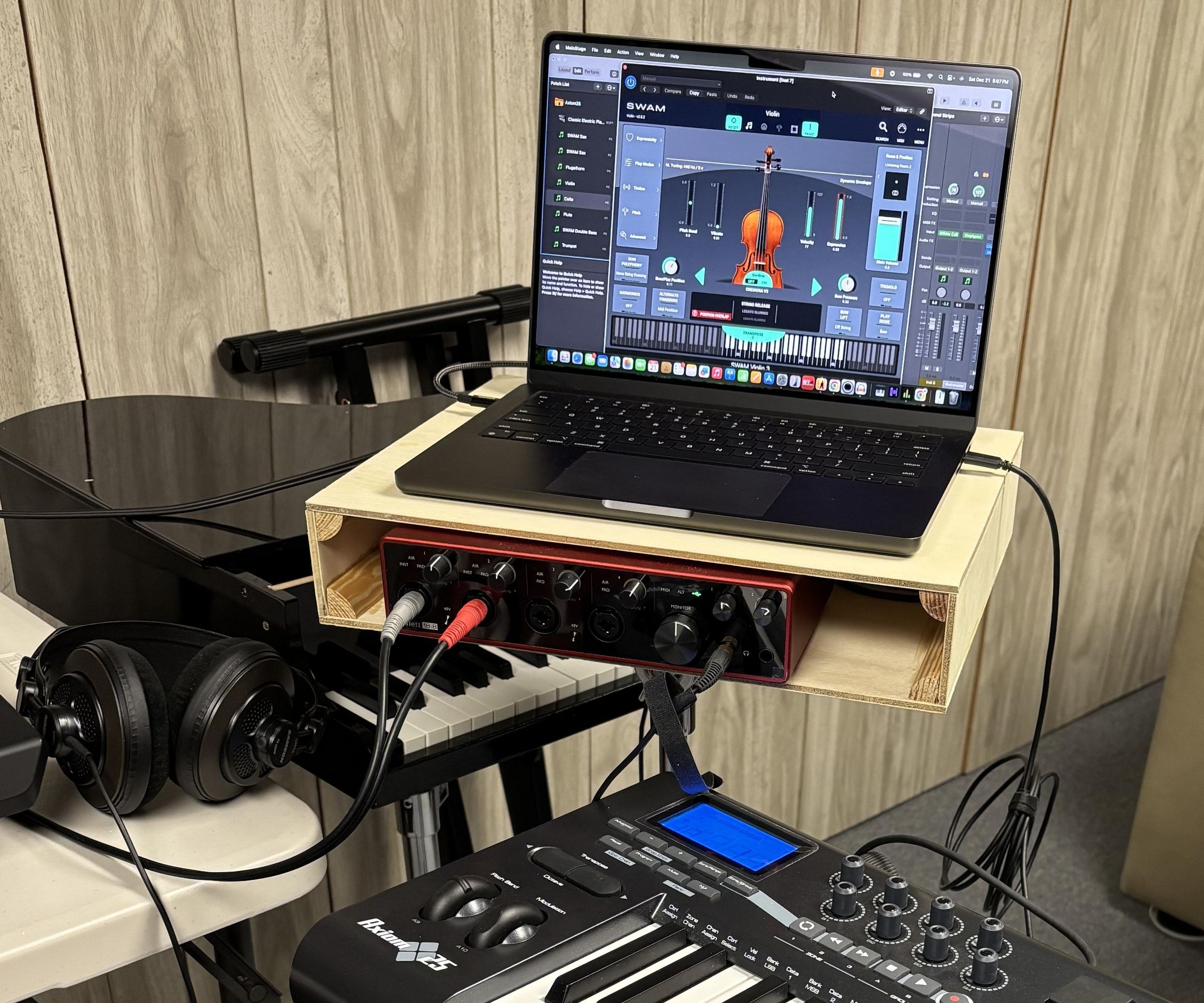 Musician Laptop+Interface Stand