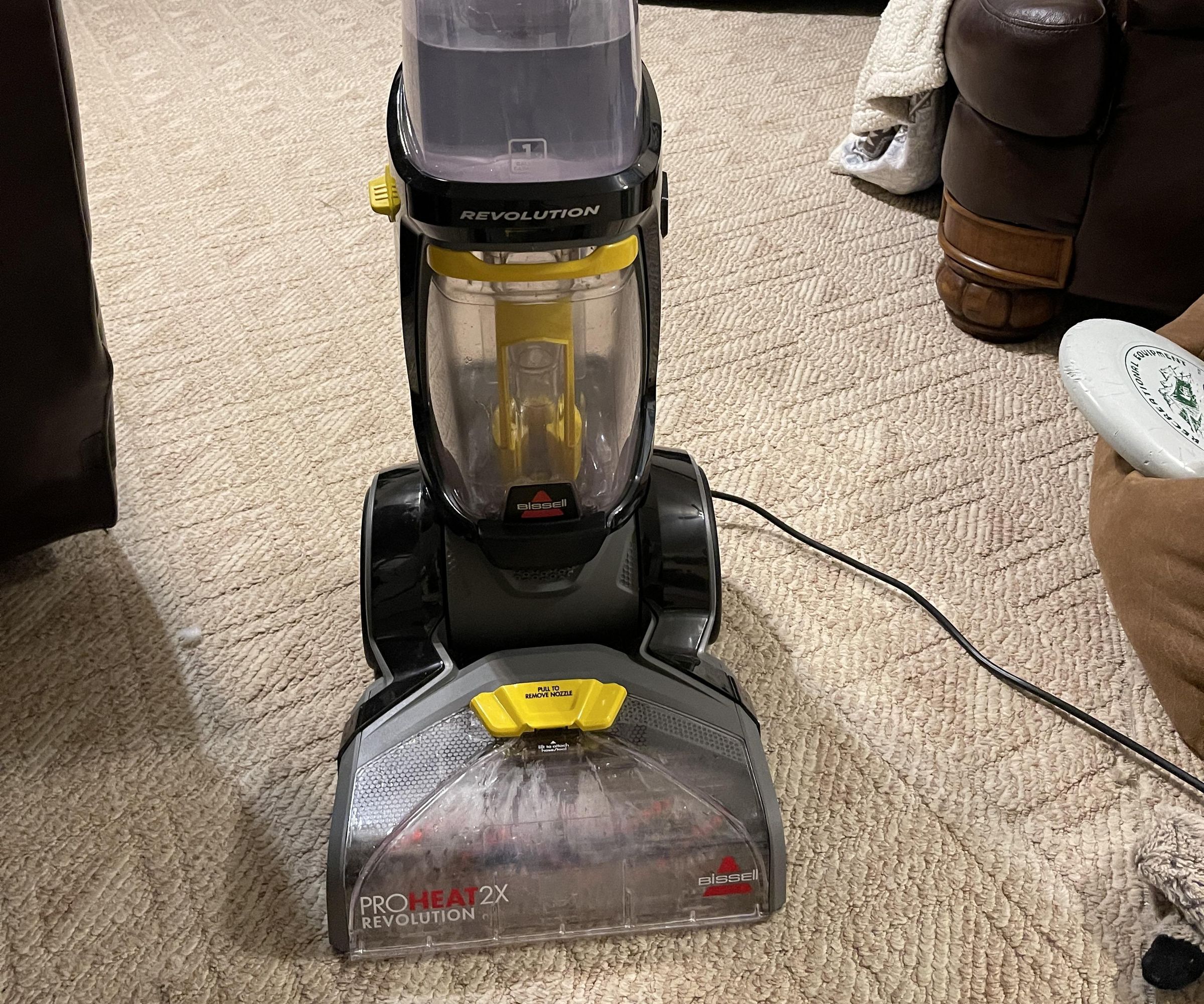 Bissel ProHeat 2X Revolution Not Spraying! I've Found the Problem!