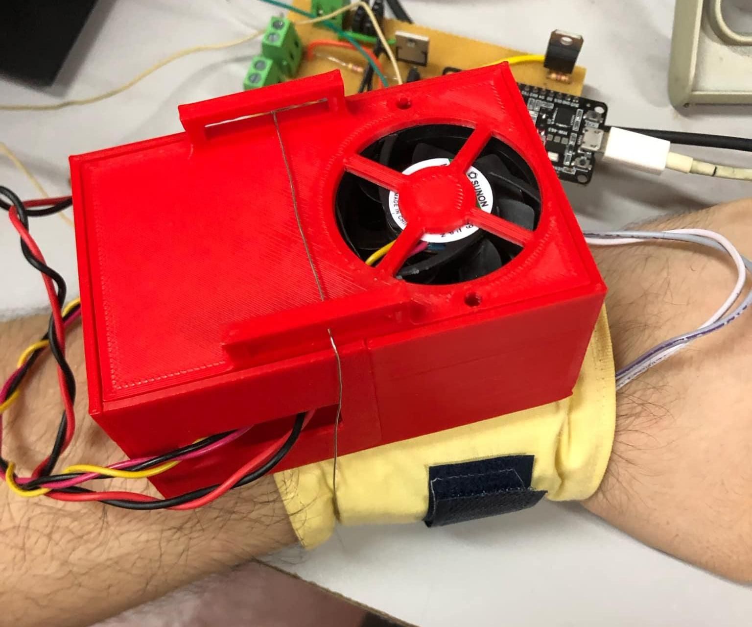 Personal Cooling Device - Mini Wearable Cooler Using Peltier Module