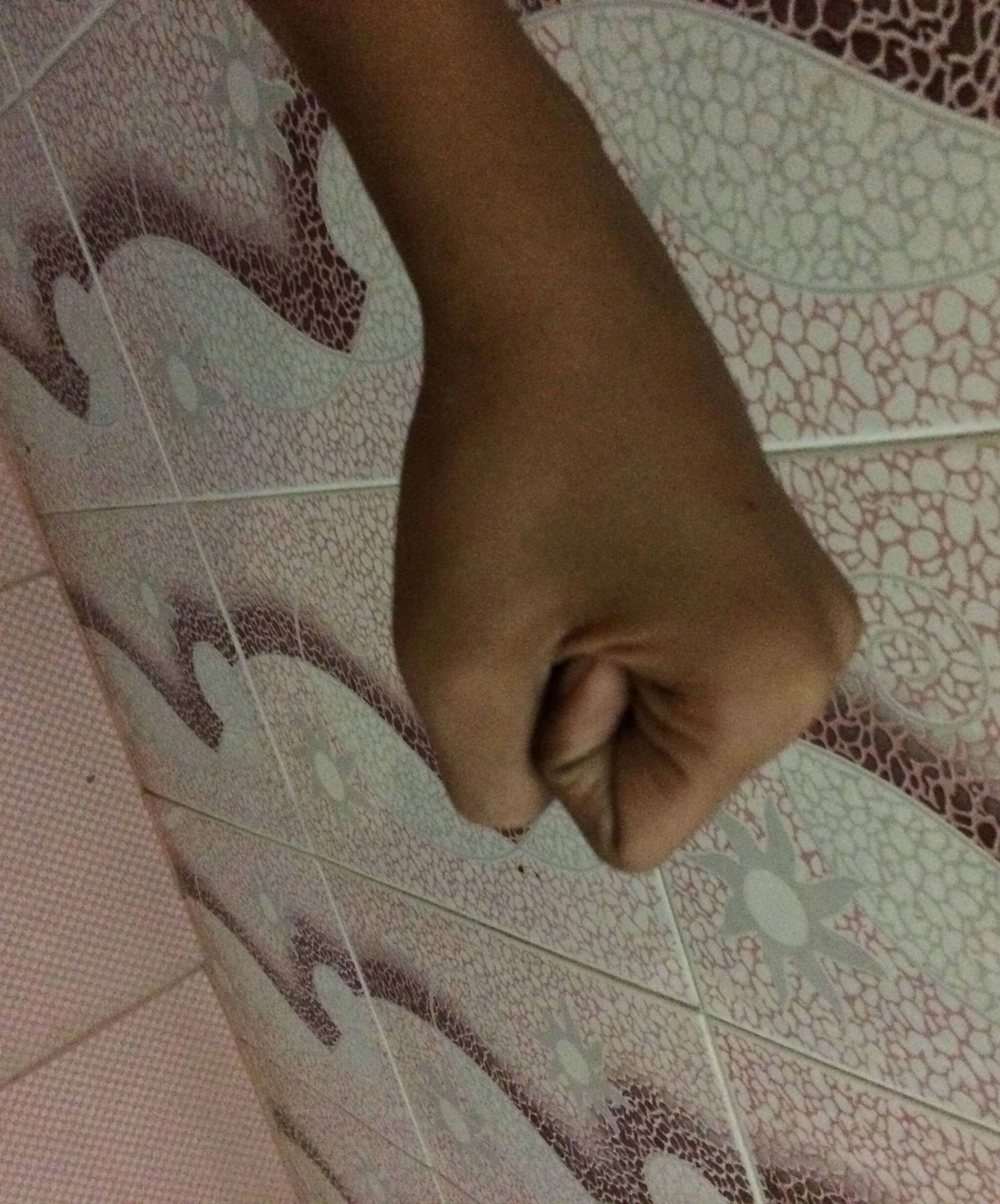 How to Play Hand Cricket