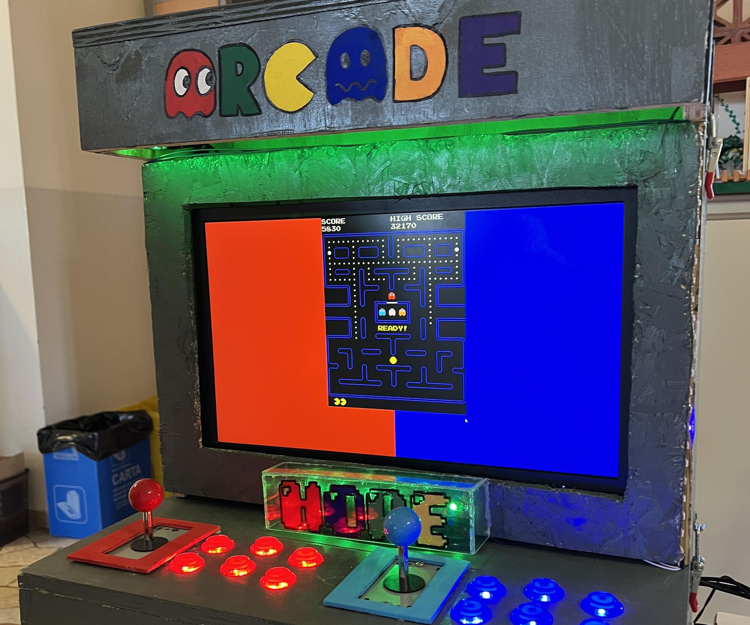 ARCADE CABINET