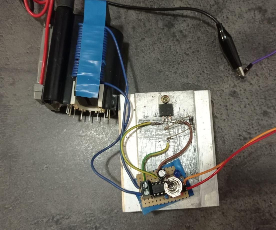 Flyback Transformer Driver With 555 Timer