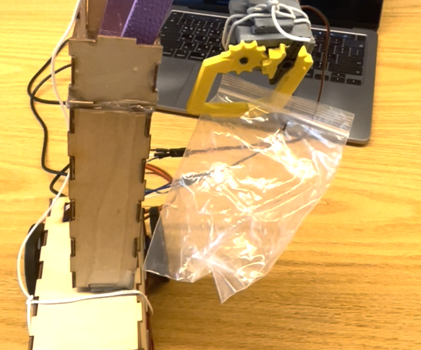 Moving Claw Robot