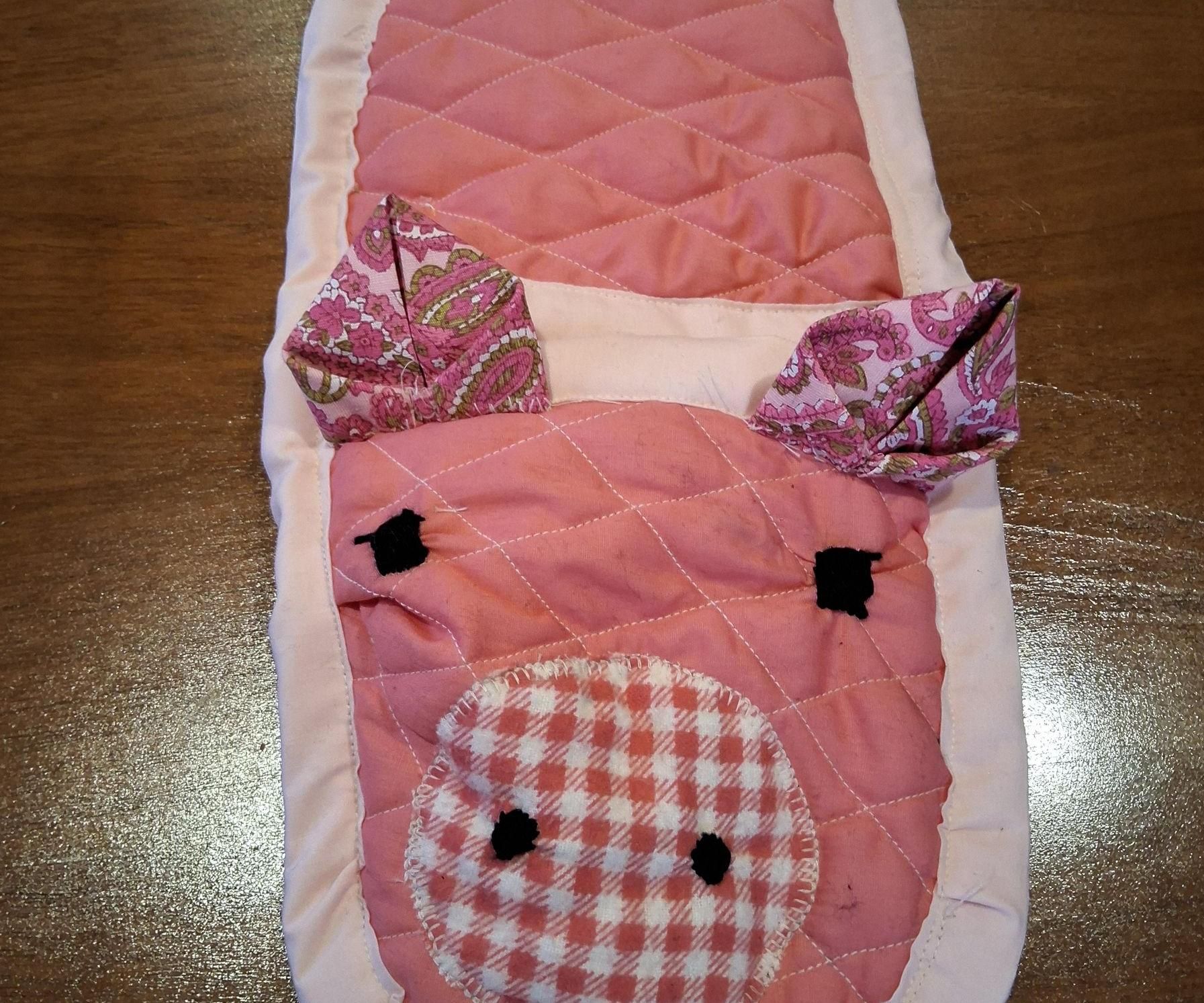Quilted Pig Potholder