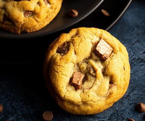 How to Make the BEST Chewy Chocolate Chip Cookies