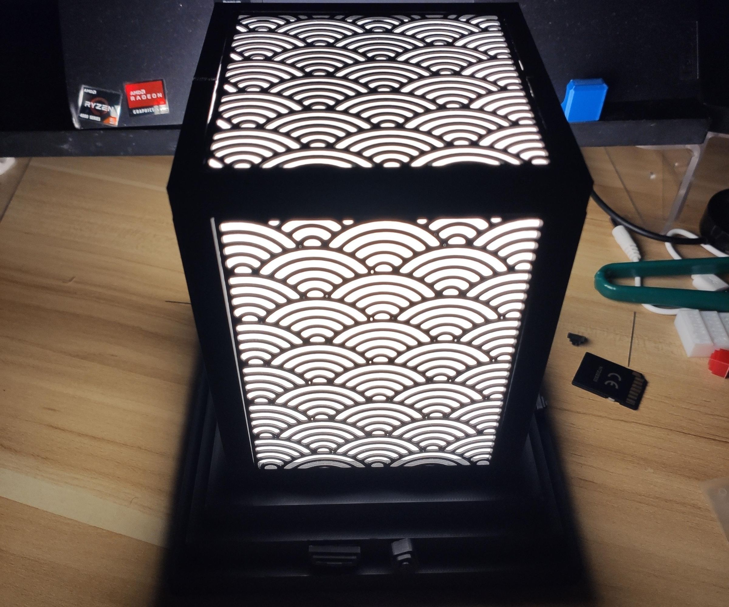 Seigaiha Portable Lamp With Dimmer