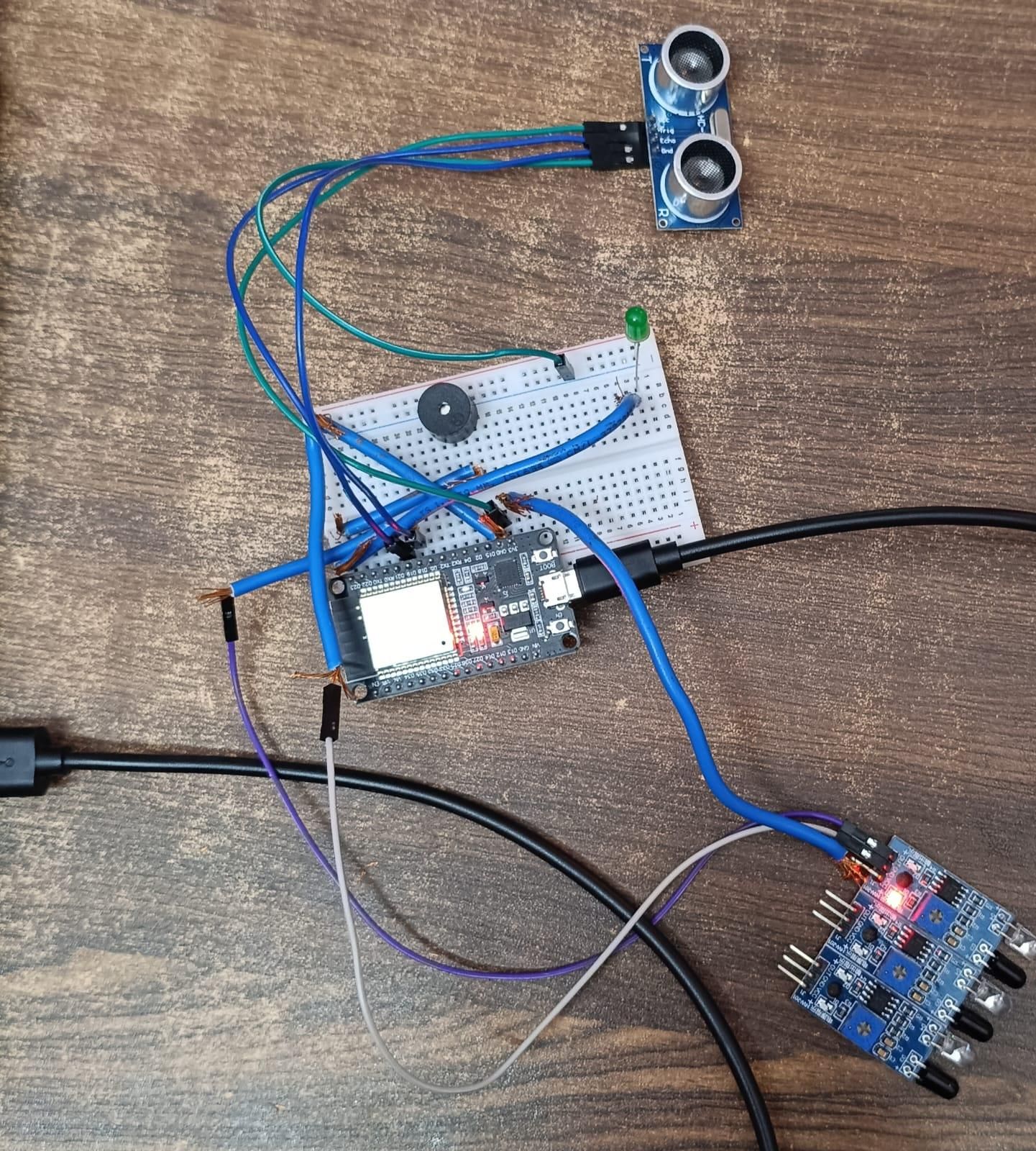 ESP32 Obstacle Alarm With Auto, Debug and Web-Controlled Manual Modes