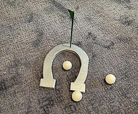 HORSESHOE GOLF MINI-PUTT
