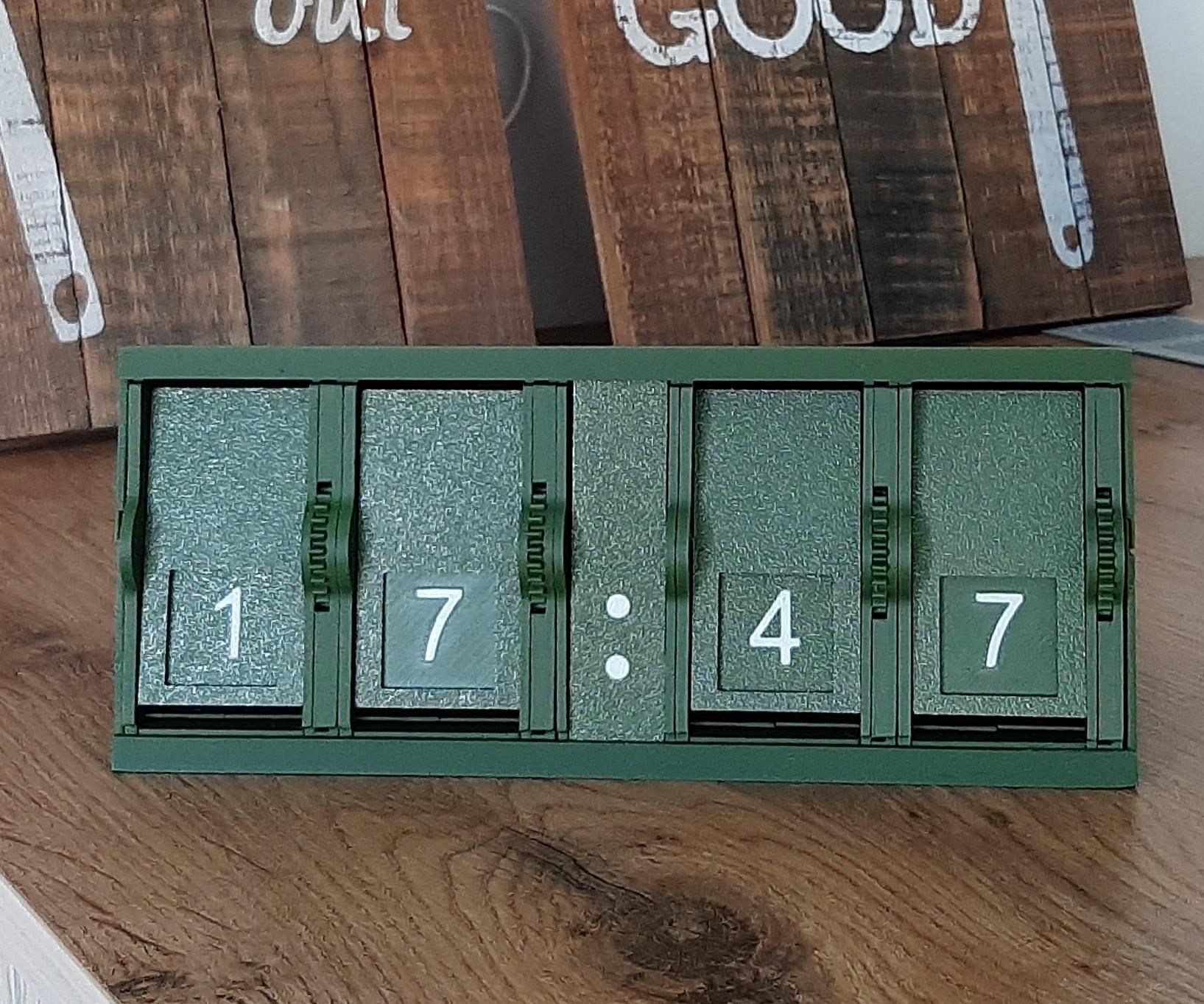 Sliding Tile Clock