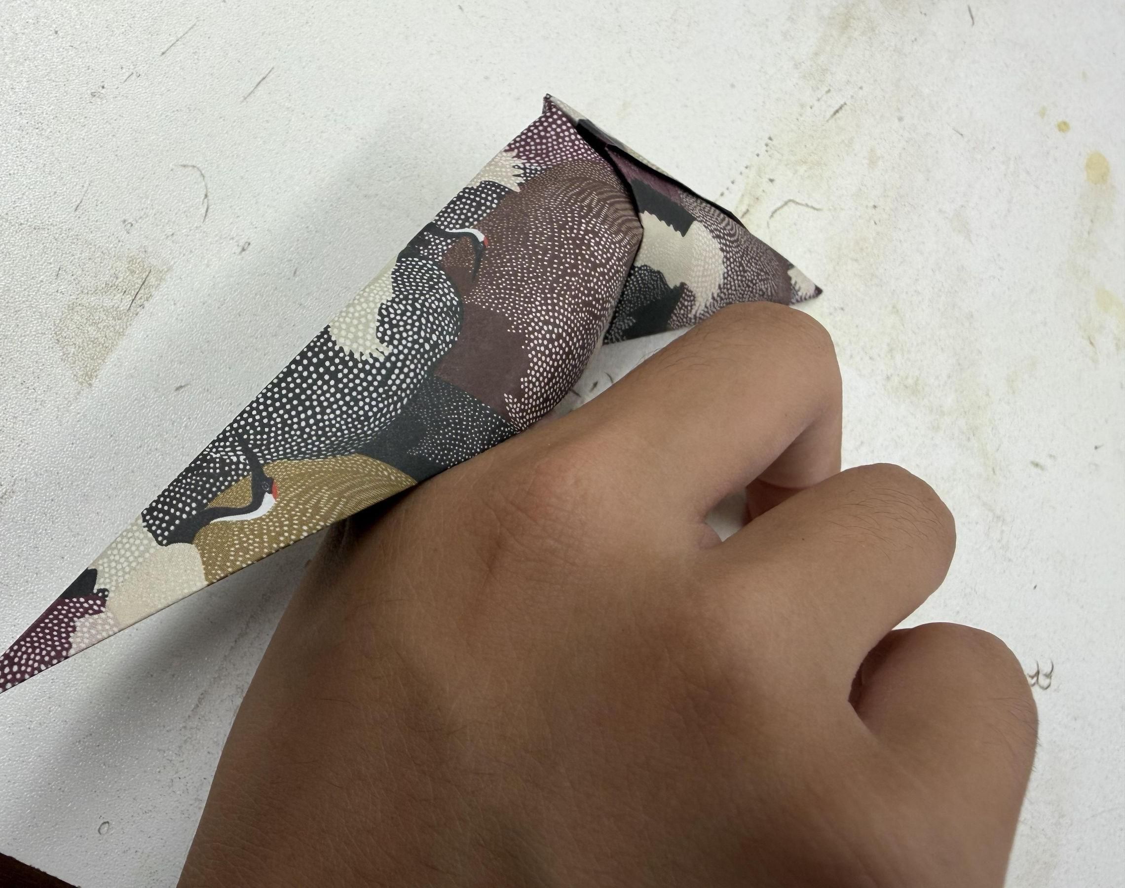 DIY Origami Claws for Fingers