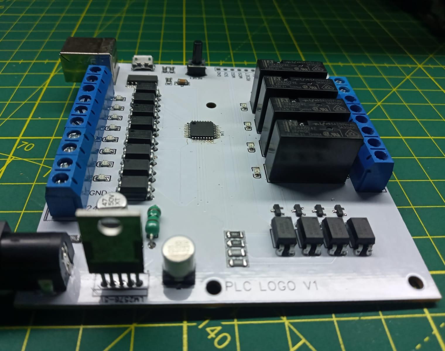 PLC LOGO V1 SMD