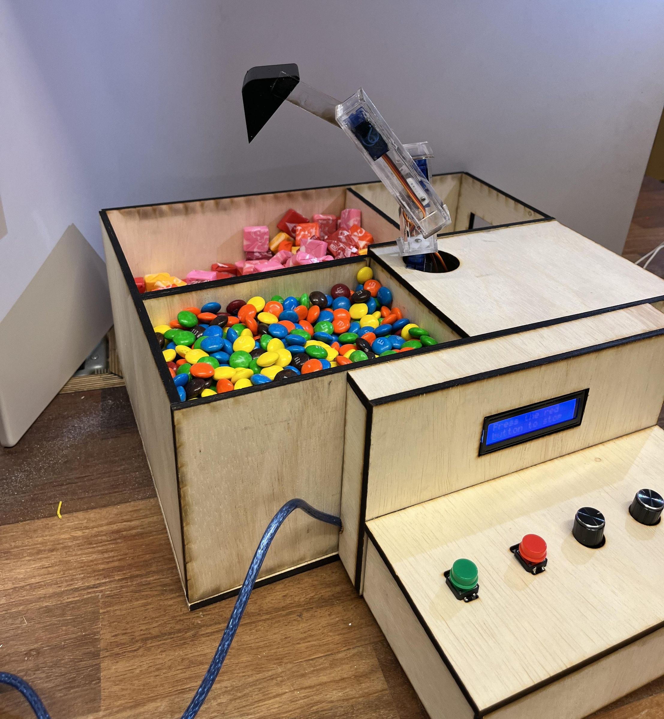 Candy Claw Machine