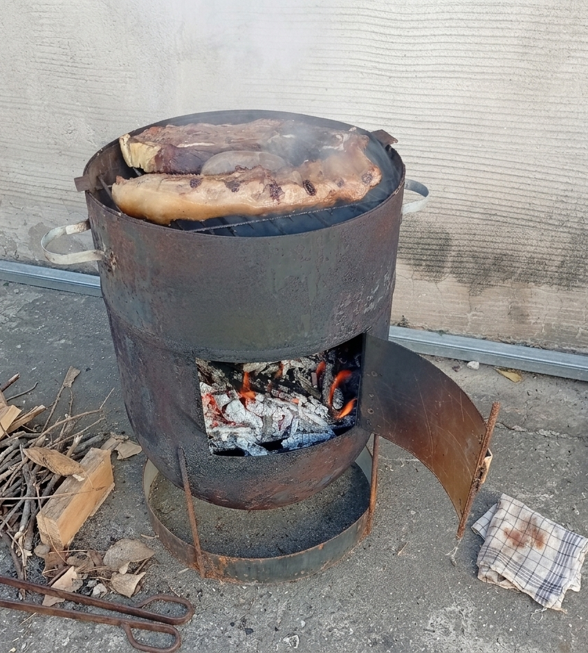 Fogonero (reciclaje De Un Termotanque) - Mauro Ariel Sieben