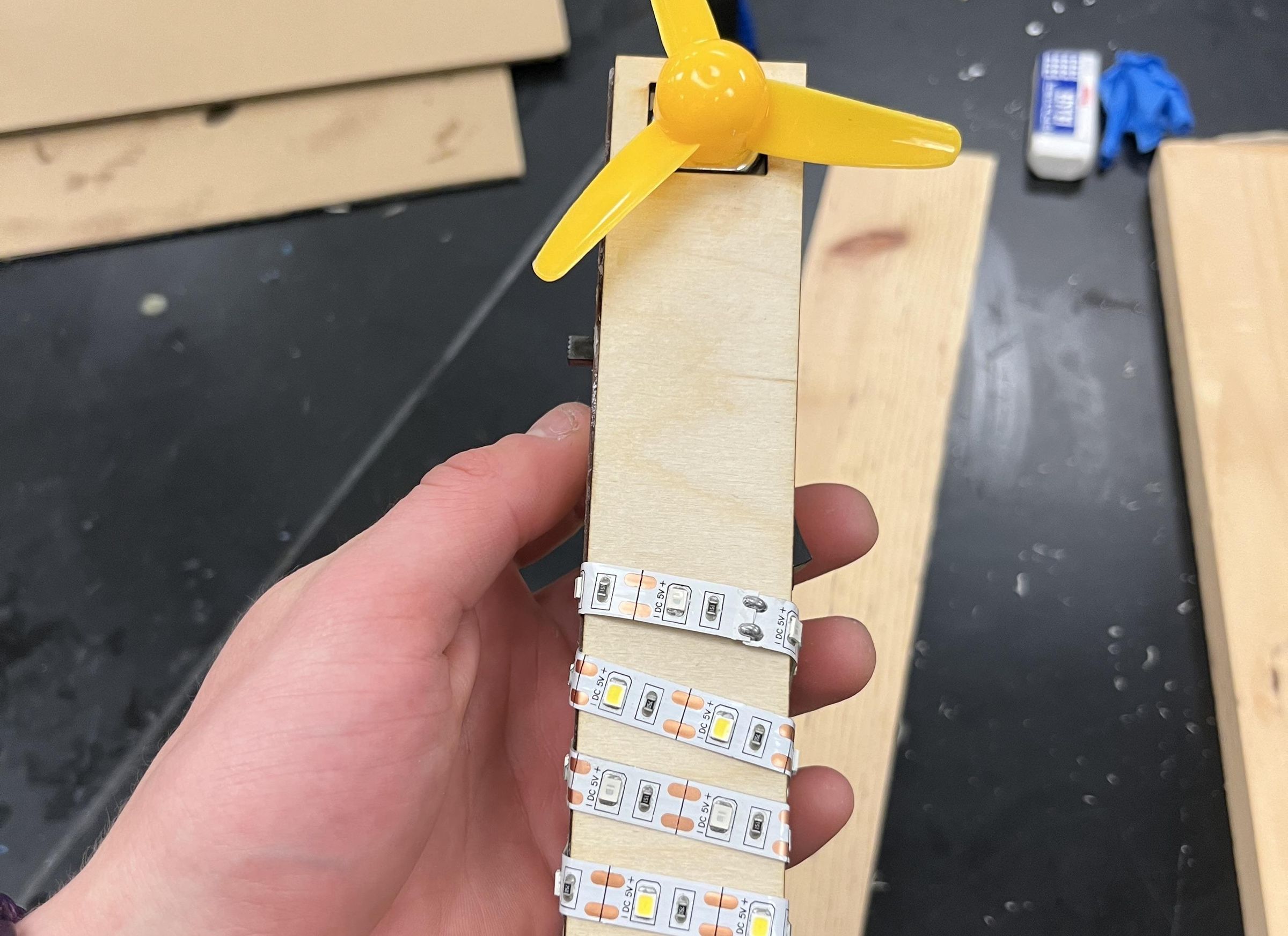 Light-up Pocket Fan