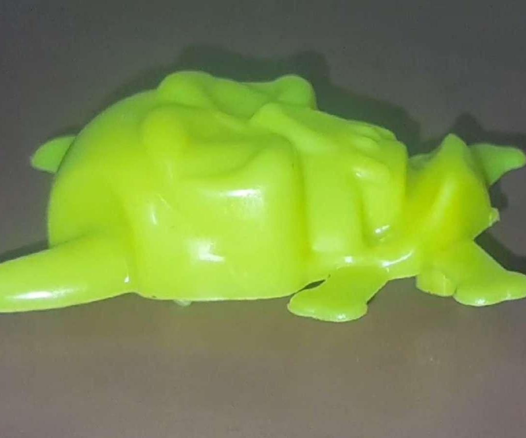 A D.I.Y Pull-back Mini Racer Using Wind-up Spring