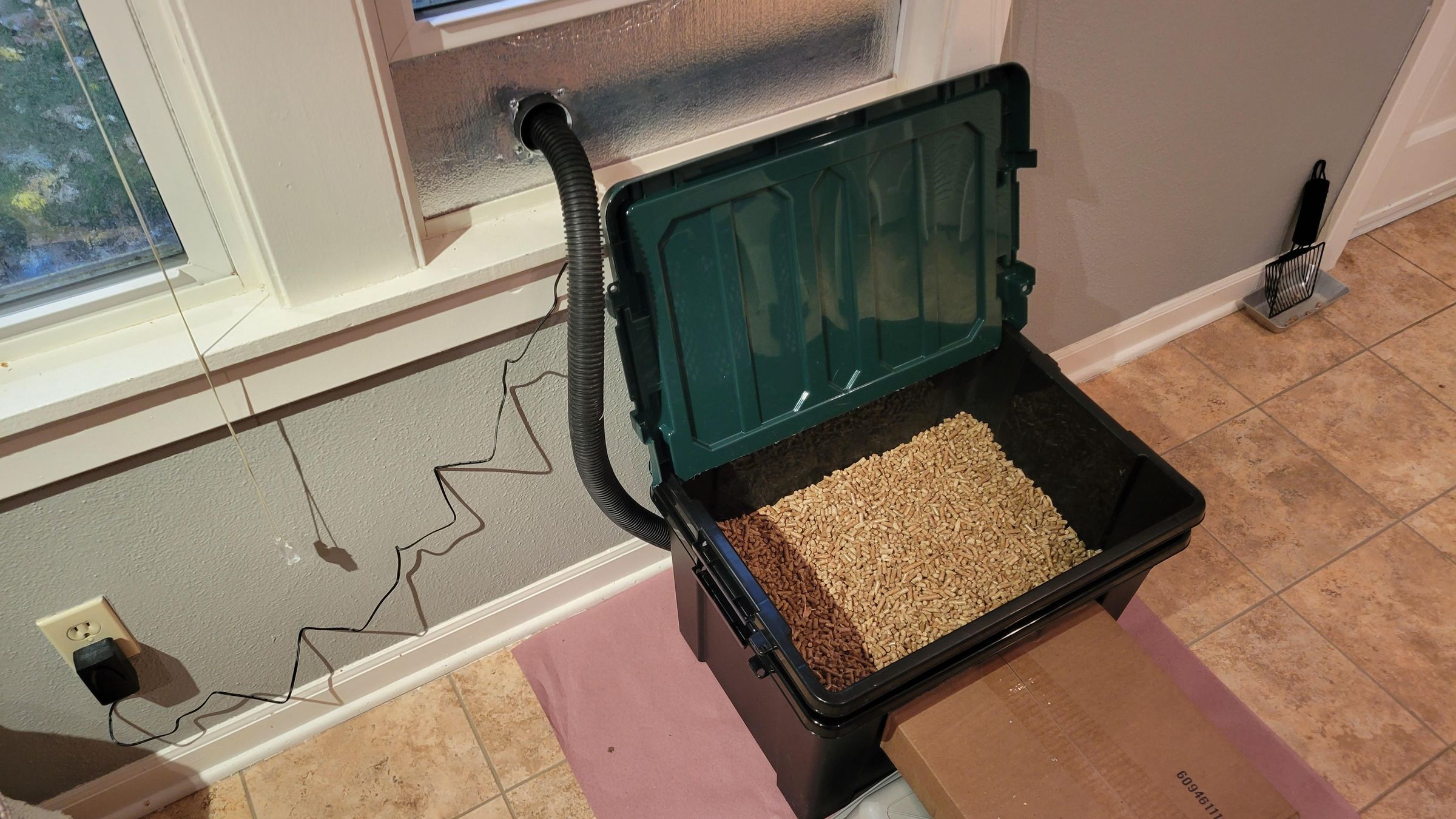 Ventilated Cat Box