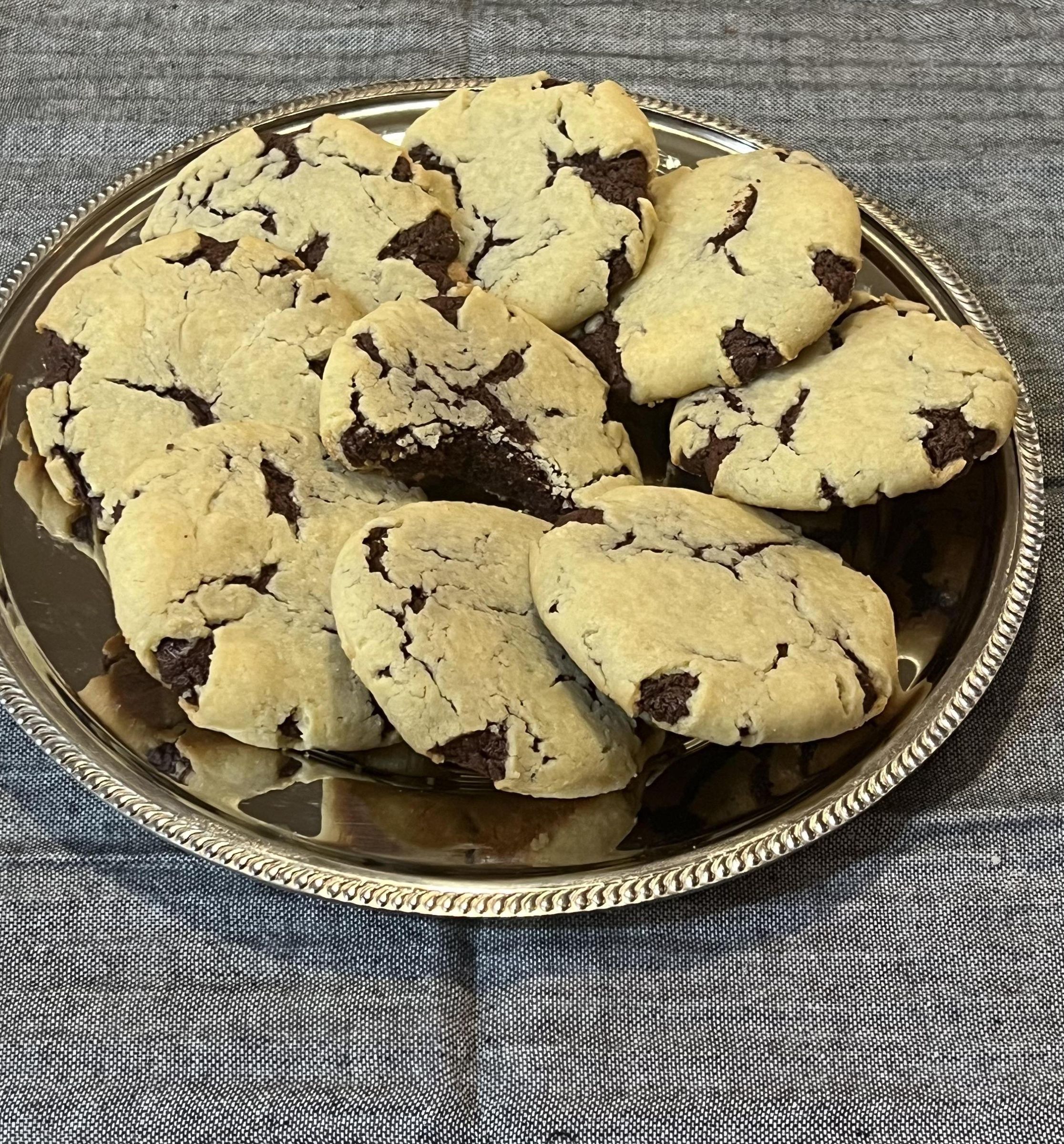 Double-Layer Crinkle Brownie Cookies