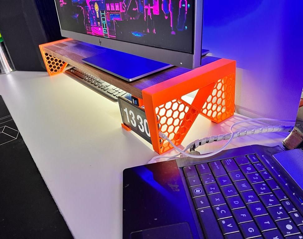 3D Printed Wood Monitor Stand