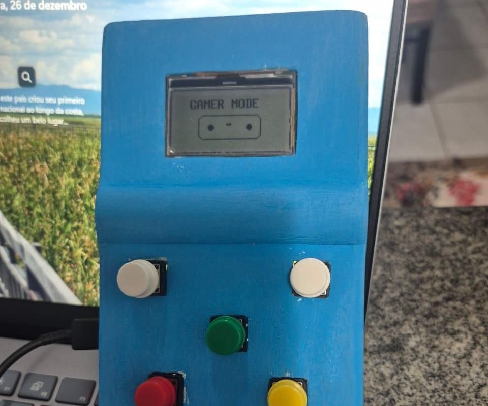 Build BRINK GAMER: a DIY ESP32 Handheld Game Console