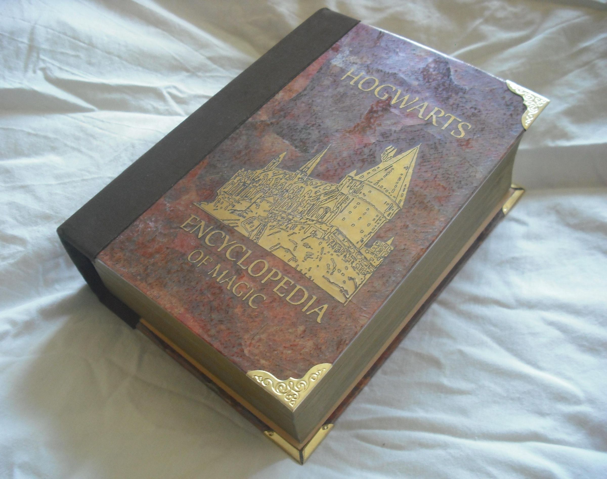 Harry Potter's Hogwarts Library Book
