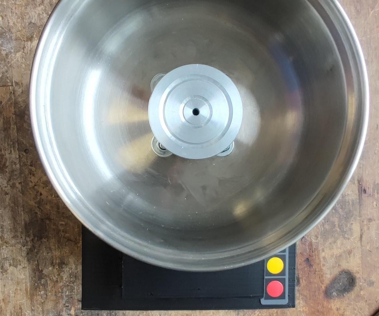 Tabletop Spin Coater With Vacuum Chuck and 160mm Chamber