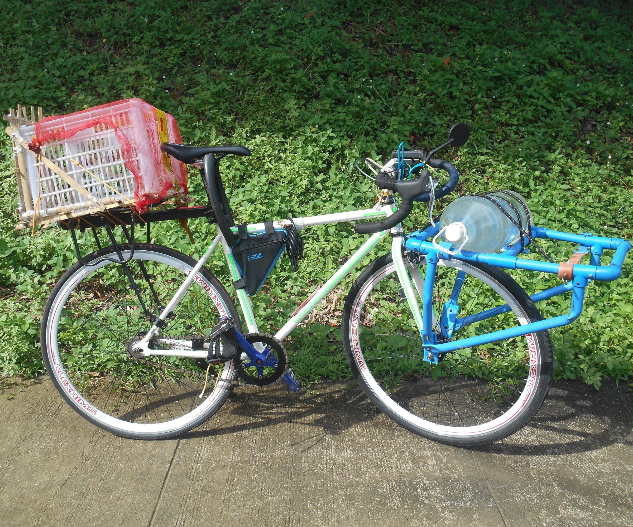 A Simple DIY Bicycle Parking Brake