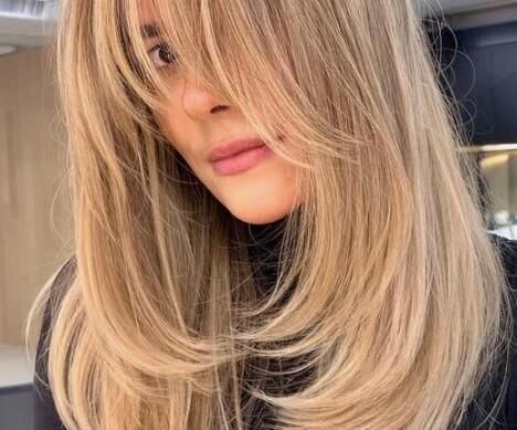 Layer Hairstyle: Cut It on Your Wig 5 steps
