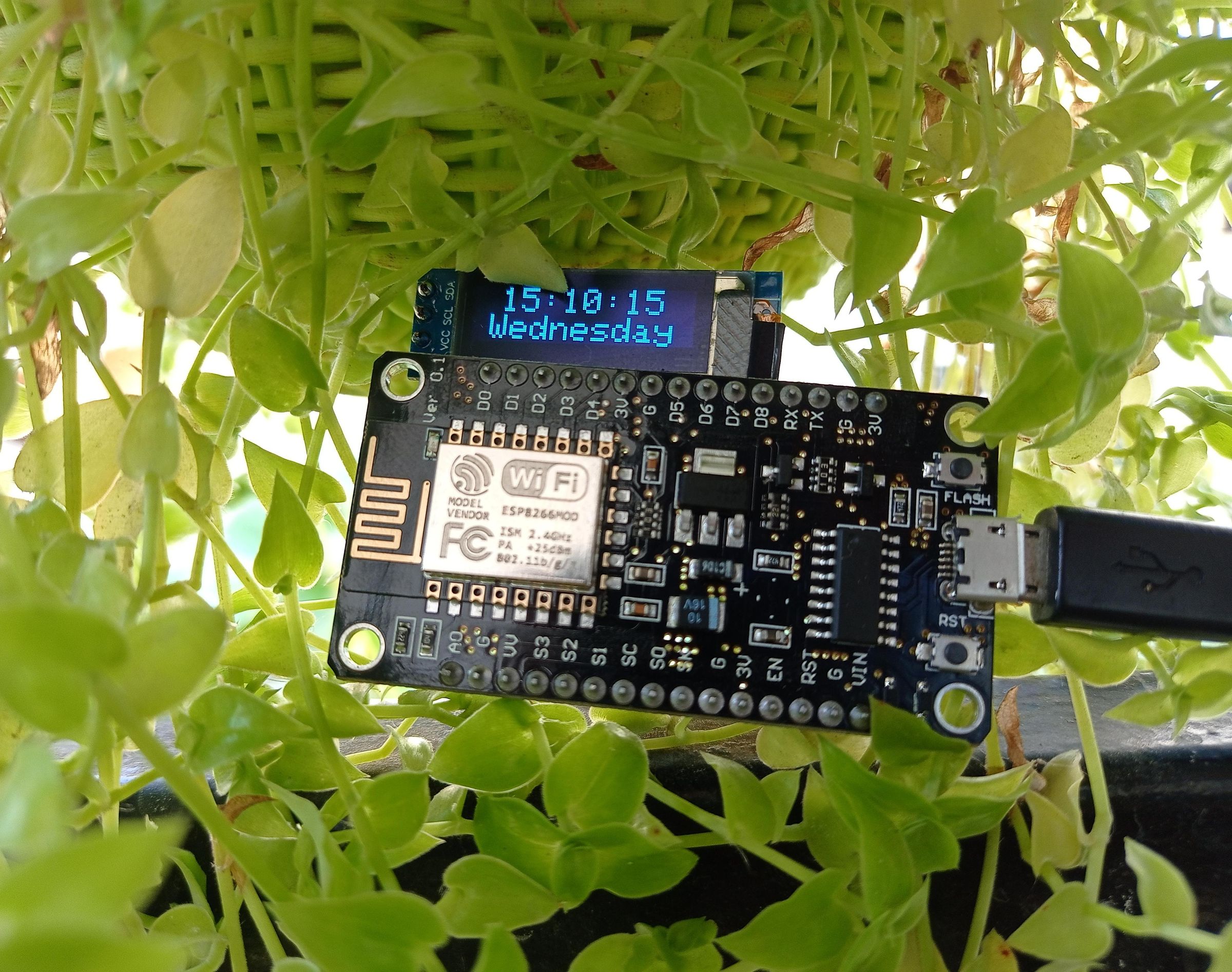 Node MCU WI-FI CLOCK