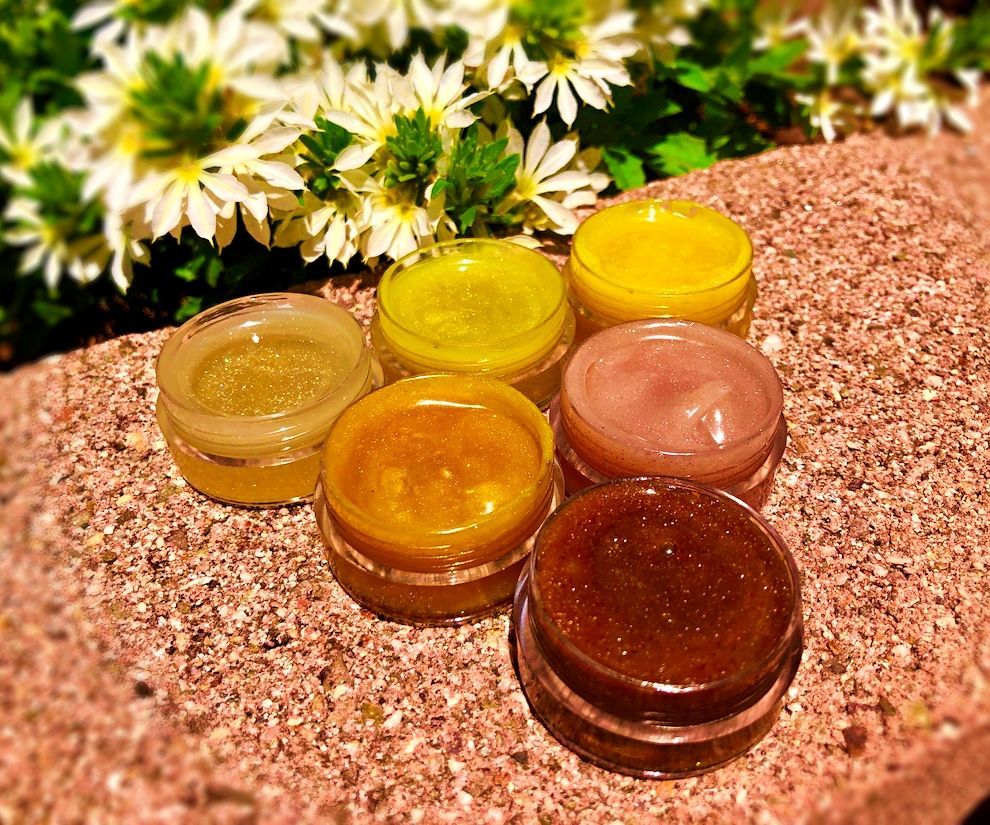 DIY Turmeric and Beetroot Lip Balm
