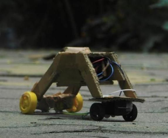 Bluetooth Car With Mit App Inventor(block Code App Maker) and Arduino.