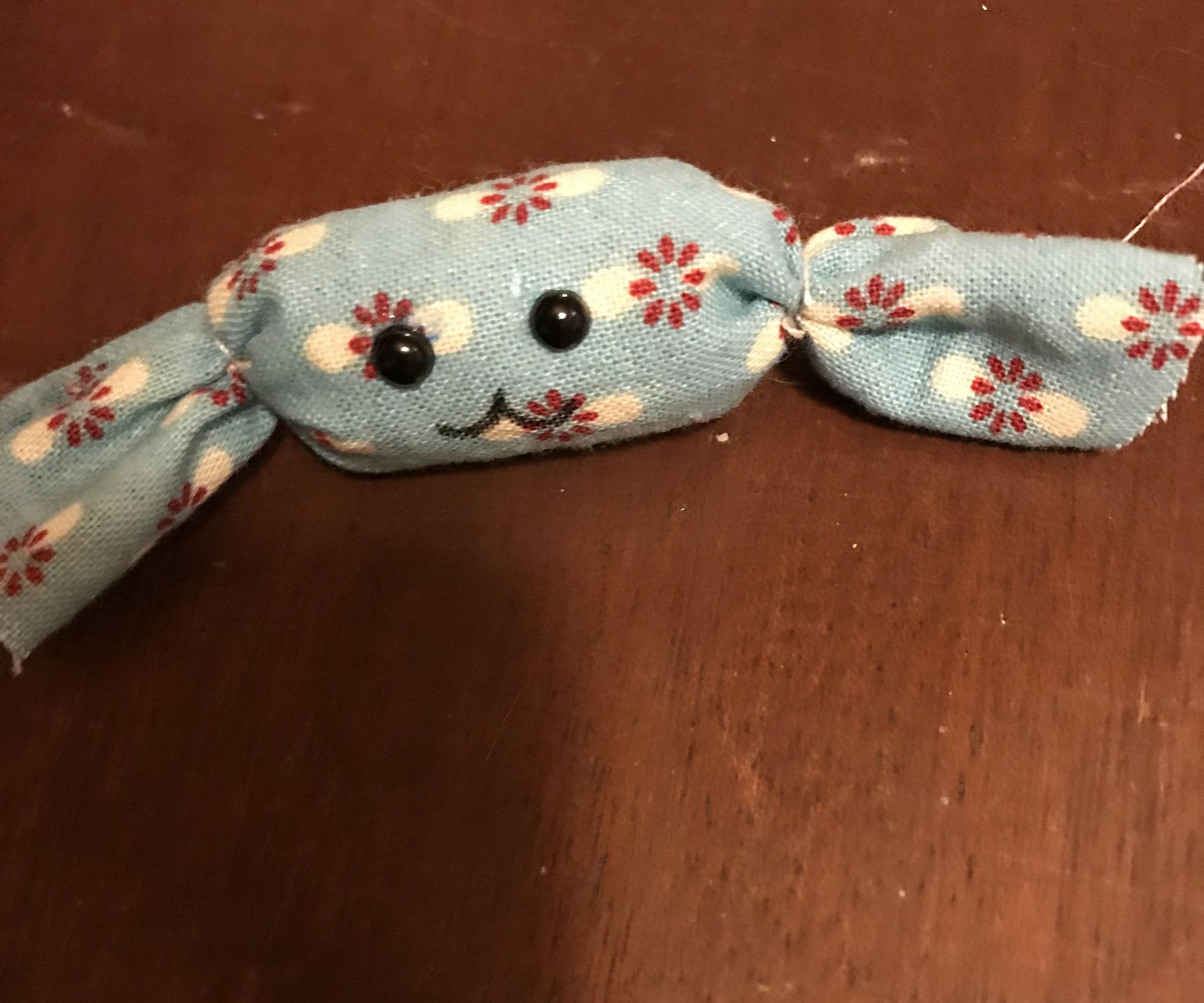 An Easy Way to Use a Small Fabric Scrap!