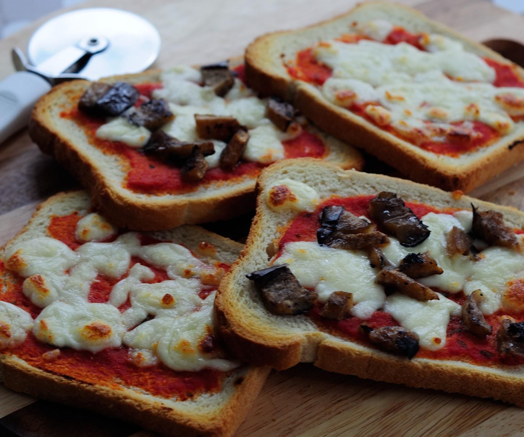 Speedy Pizzas