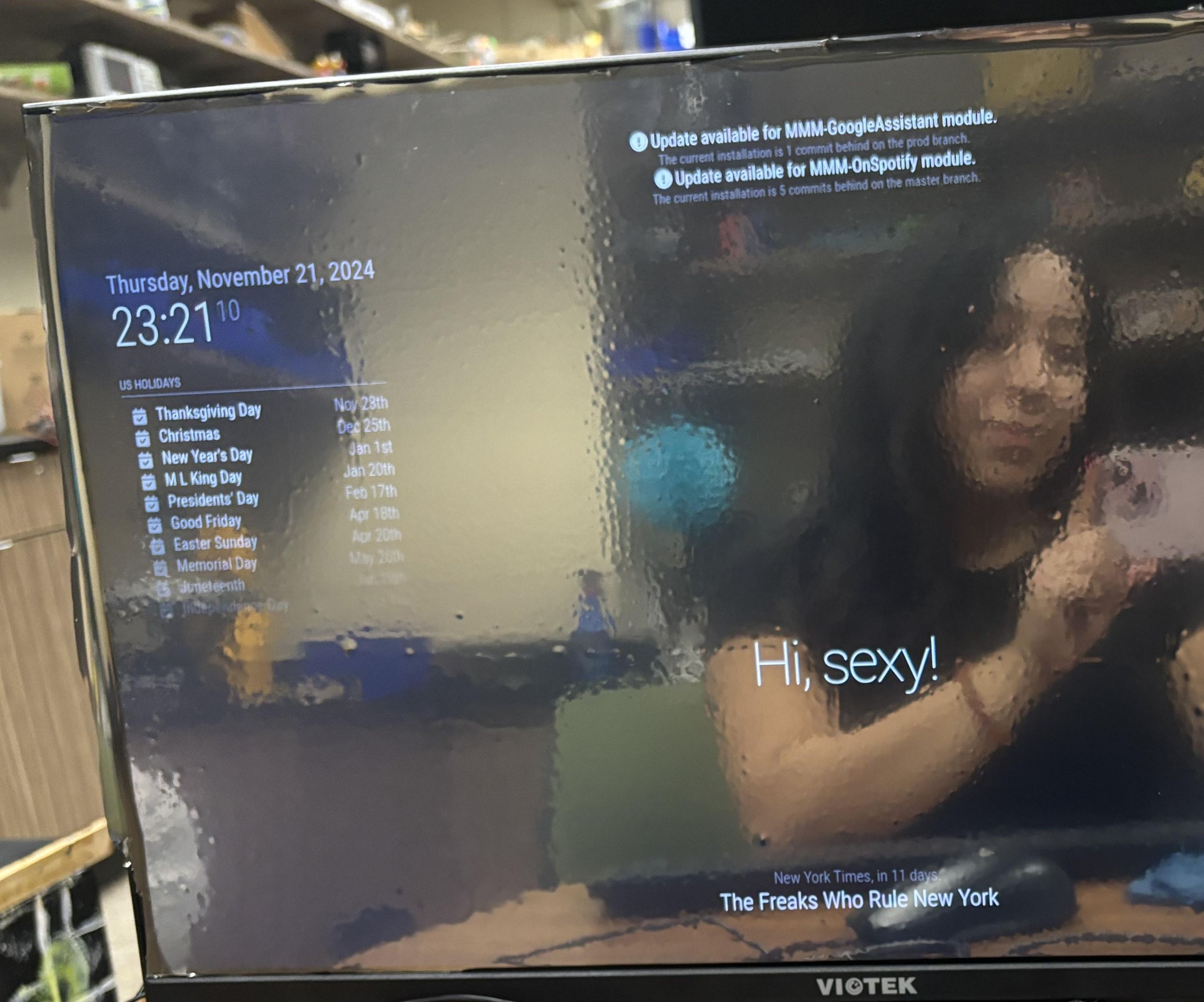Raspberry PI Smart Mirror (ft. MagicMirror 2)