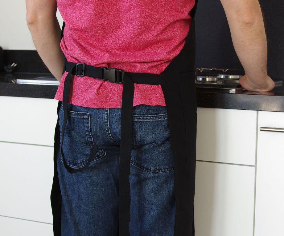 Apron With Quick Release Buckles 