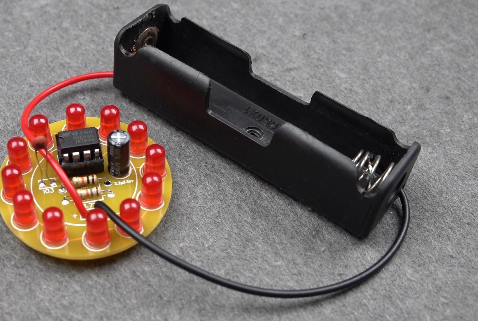 Simple LED Blinking LED Light Circuit