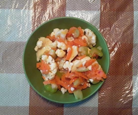 CAULIFLOWER SALAD