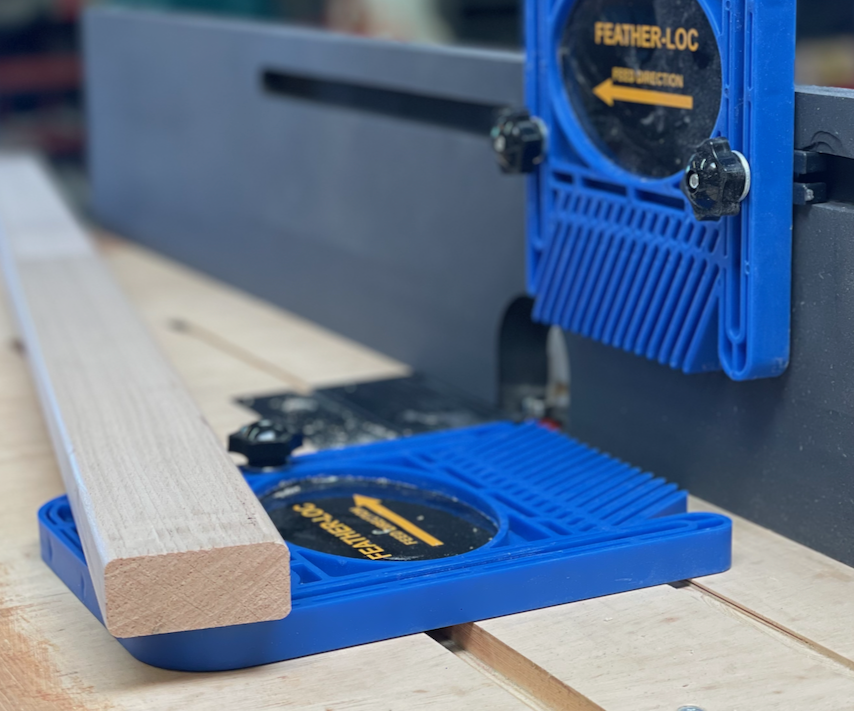 ROUTER TABLE