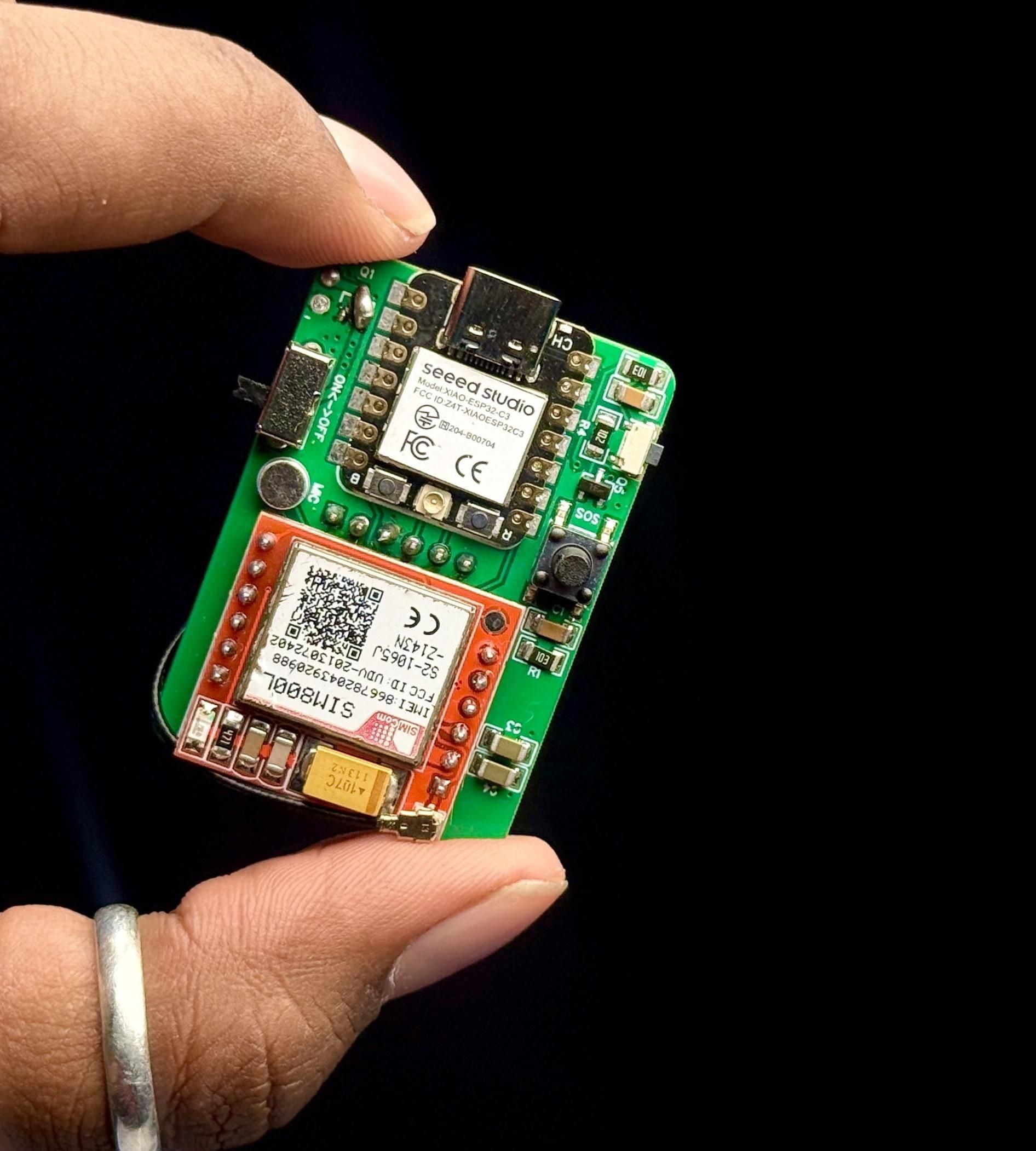 Smallest Real-Time GPS Tracker