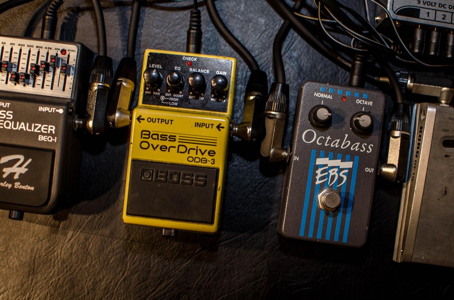 Build an Electric Guitar Pedal
