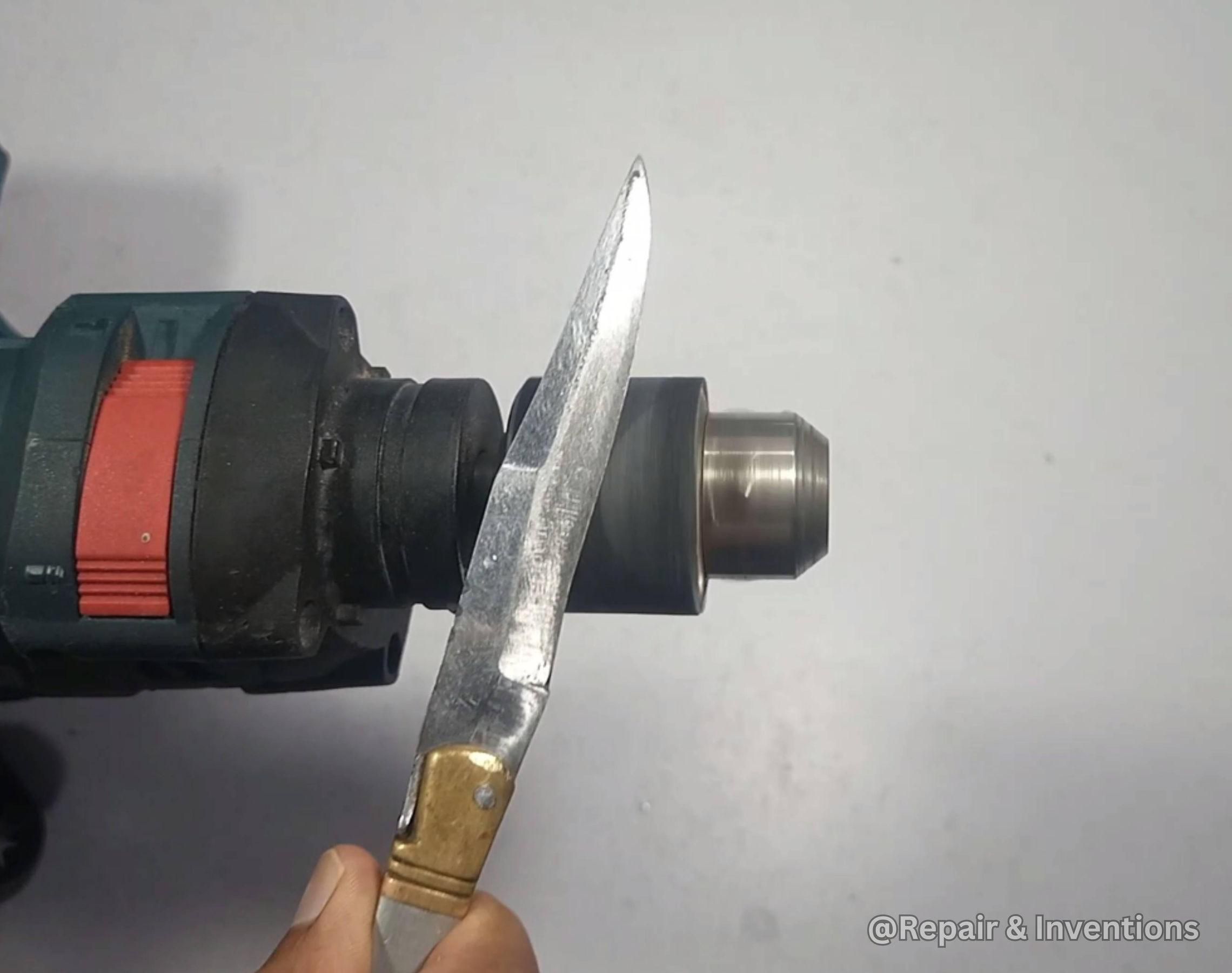 The Best Way to Make a Knife Razor Sharp Without a Sharpening Stone