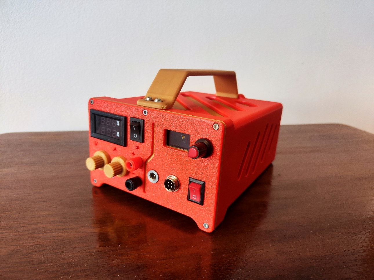 DIY-Portable-2-in-1-Soldering-Iron-and-Power-Supply-Station