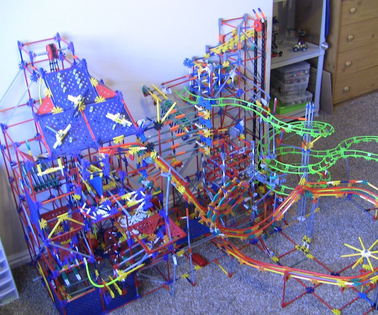 Entelechy- K'nex ball machine