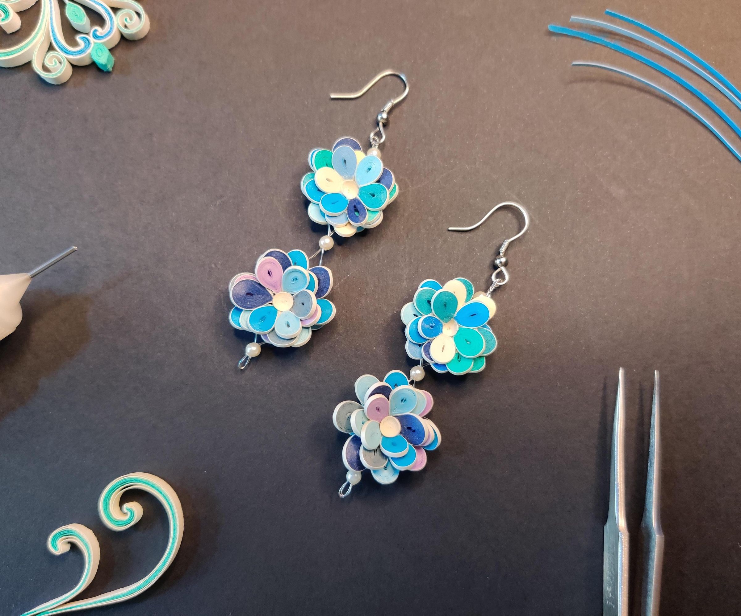 Quilled Christmas Themed Earrings