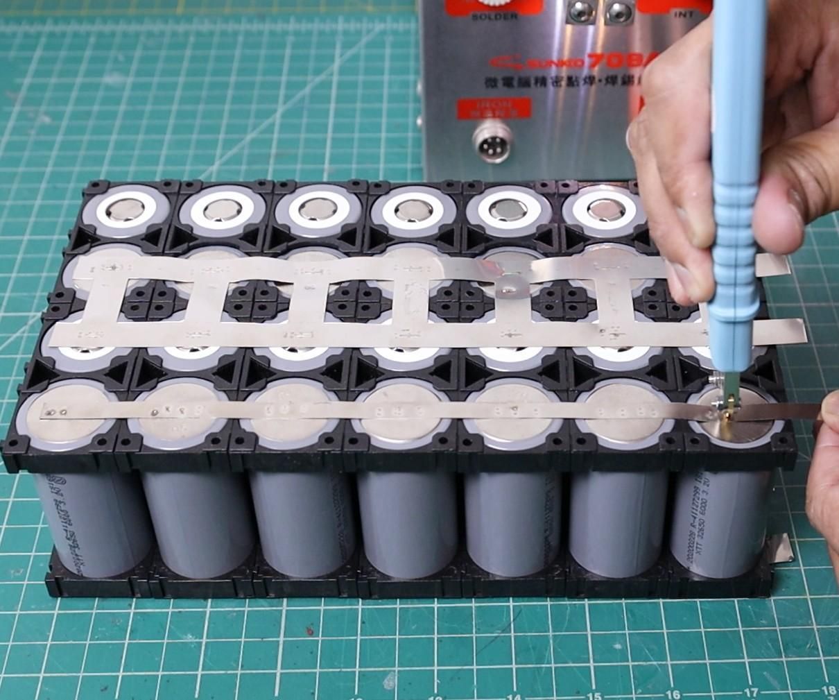 DIY LiFePO4 Battery Pack