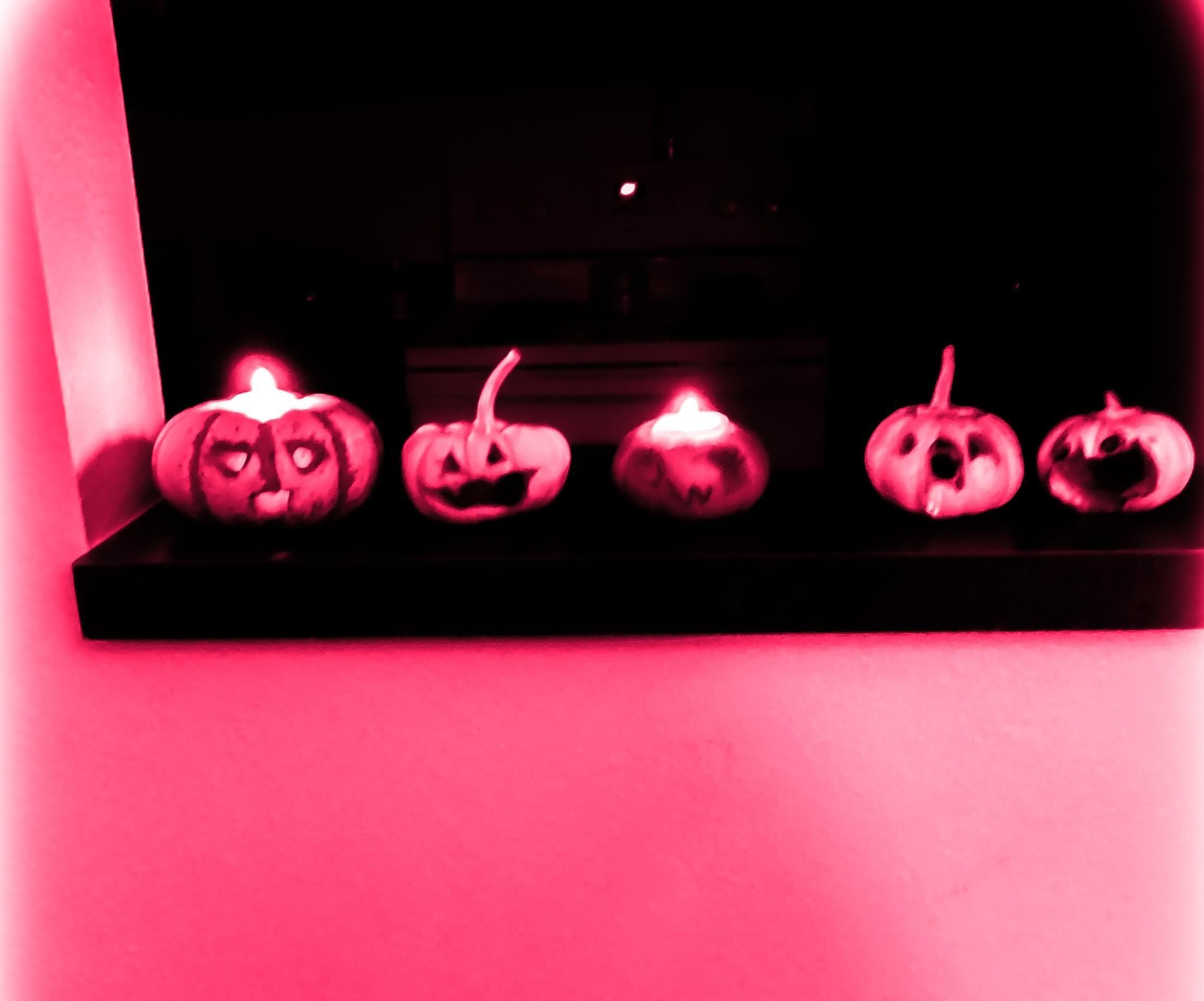 𝓜𝓲𝓷𝓲 𝓔𝓶𝓸𝓳𝓲 😄💩👻𝓟𝓾𝓶𝓹𝓴𝓲𝓷𝓼 🎃...