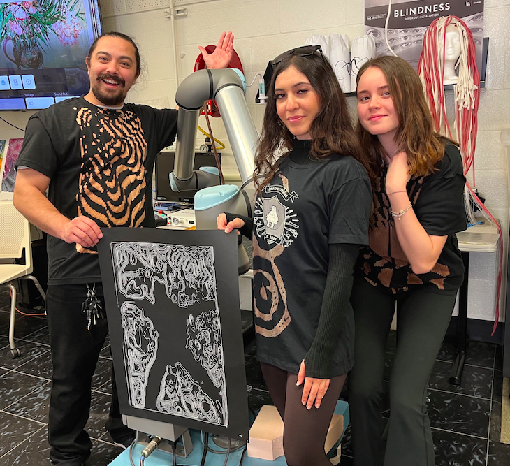 Bleach Painting With Robotic Arm