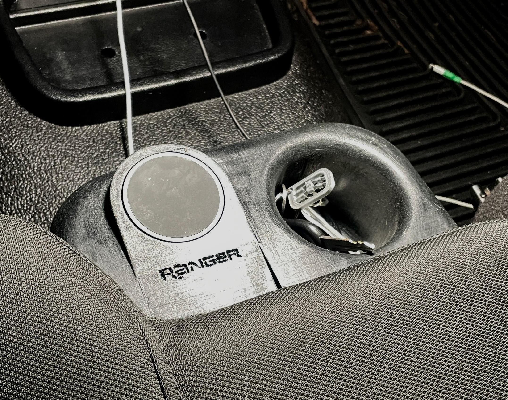 Designing and 3D-Printing Ford Ranger Console