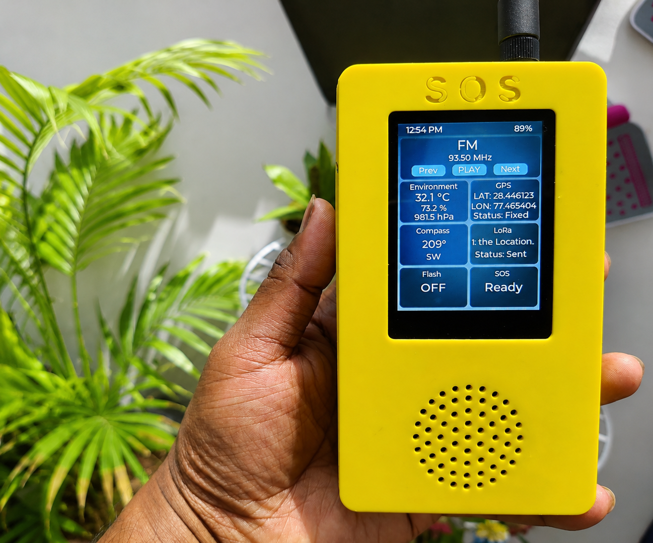 SOSync: a Multifunctional Off-Grid Communication & Emergency Device