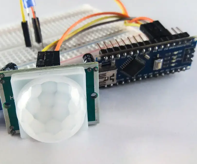 How to Use PIR Sensor With Arduino Nano