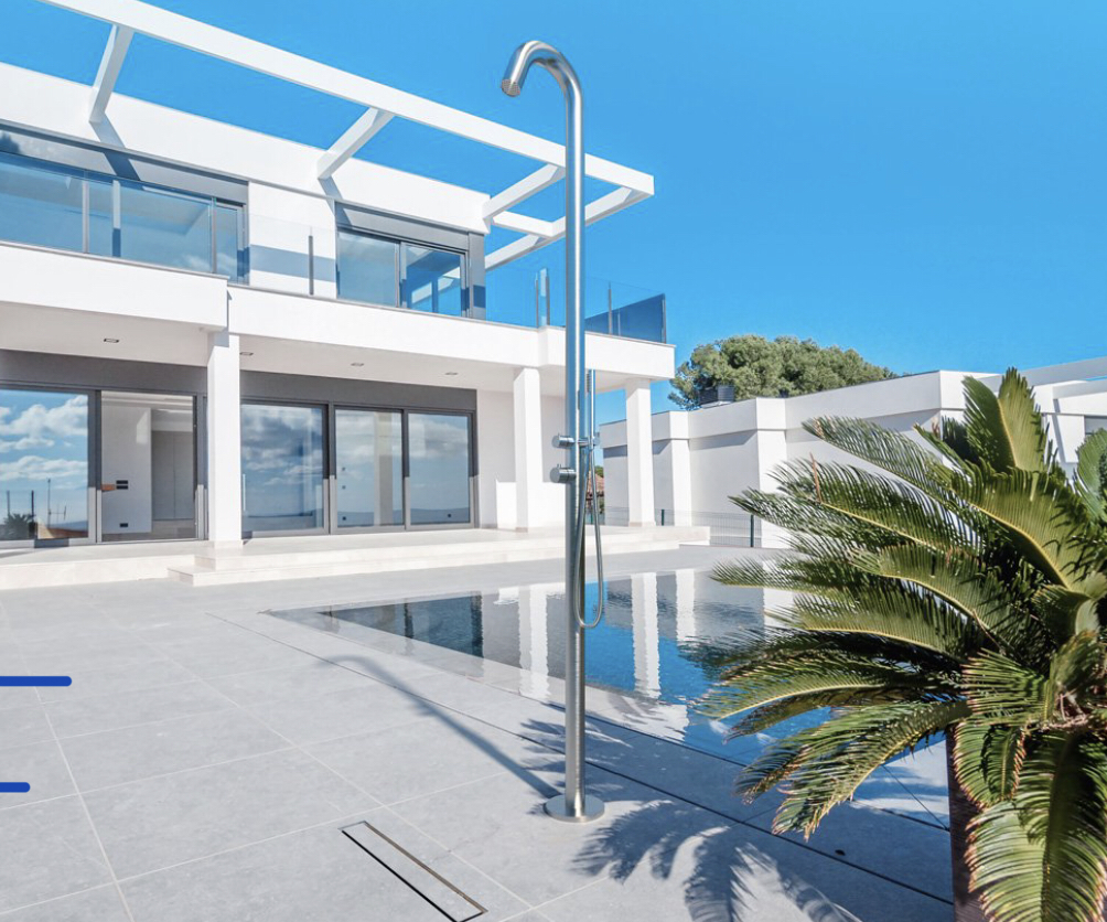 Why Investing in an Outdoor Shower Is Worth It?